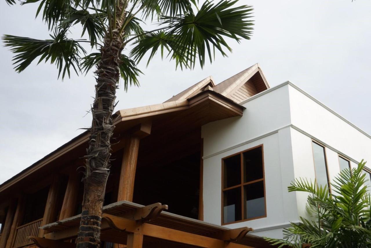Vanasin Residence Tak Exterior photo