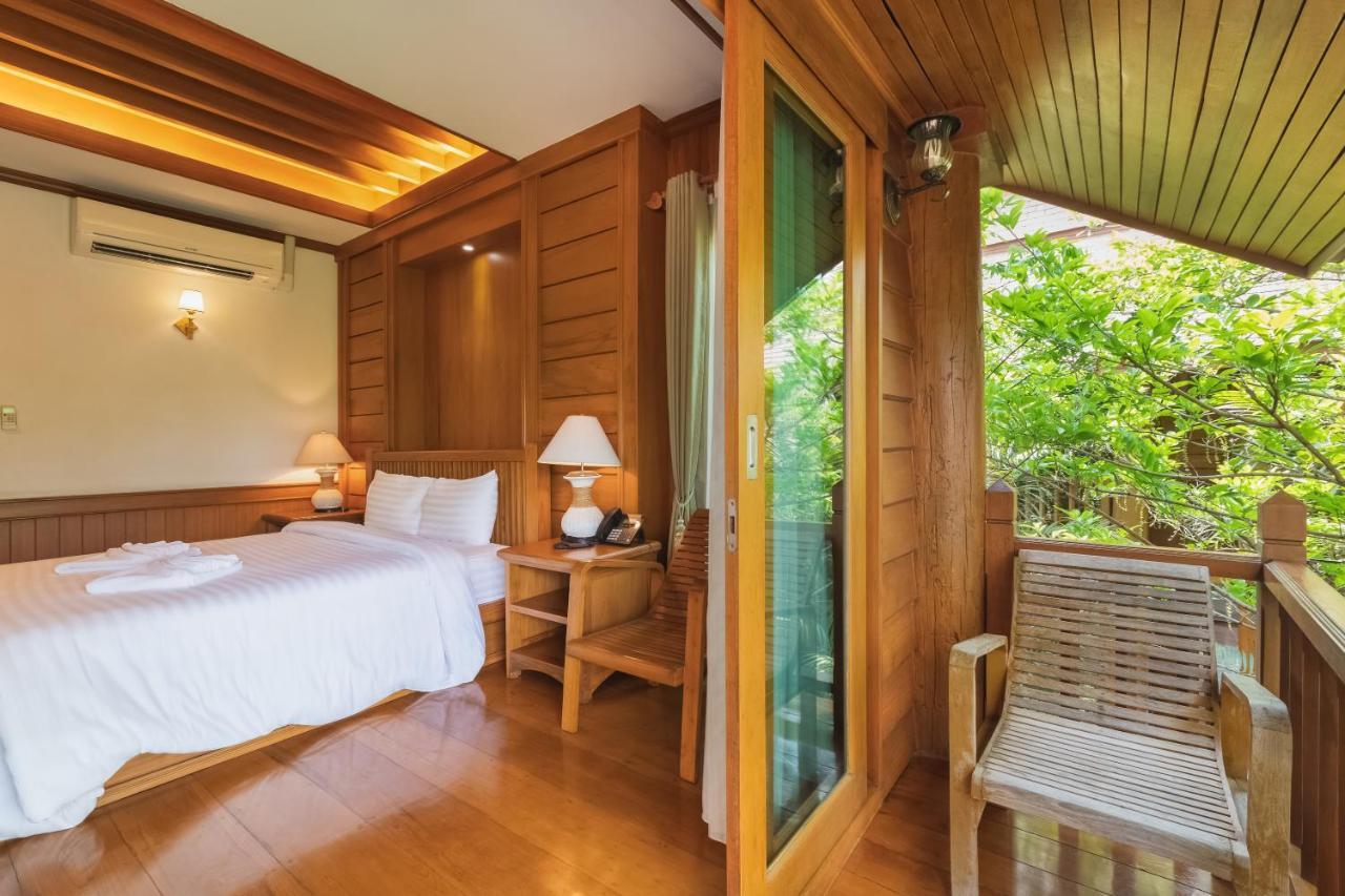 Vanasin Residence Tak Exterior photo